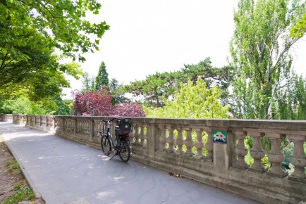 PA-986 - Quartier des Buttes Chaumont 19è /// 10 pts