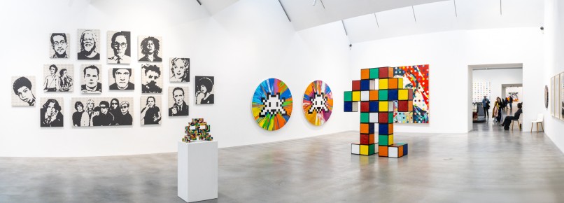 "Triple Trouble" exposition de Invader, Shepard Fairey et Damien Hirst à la Newport Street Gallery du 10 octobre 2025 au 29 mars 2026