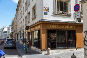 VERSAILLES /// 30 pts