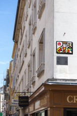 VERSAILLES /// 30 pts