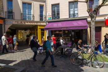 VERSAILLES /// 20 pts