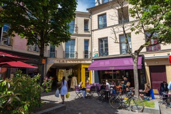 VERSAILLES /// 20 pts