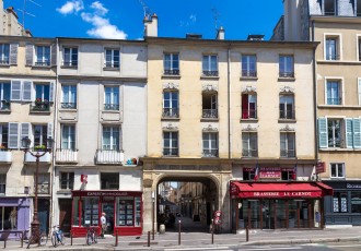 VERSAILLES /// 30 pts