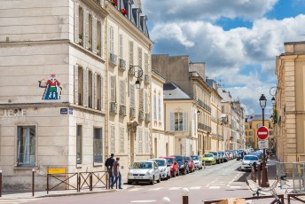 VERSAILLES /// 50 pts