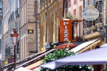 VERSAILLES /// 20 pts