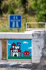 VERSAILLES /// 30 pts