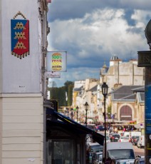 VERSAILLES /// 40 pts