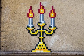 VERSAILLES /// 30 pts