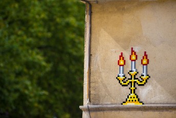 VERSAILLES /// 30 pts