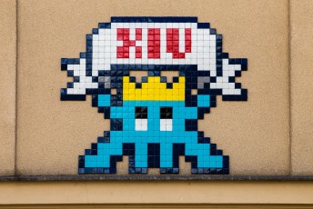 VERSAILLES /// 30 pts