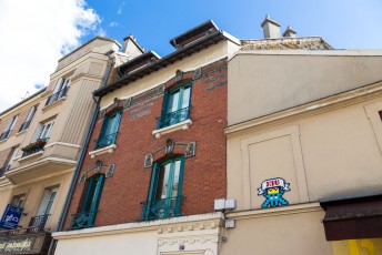 VERSAILLES /// 30 pts