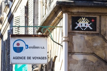 VERSAILLES /// 30 pts