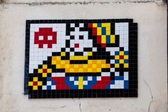 VERSAILLES /// 30 pts