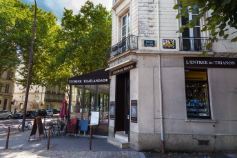 VERSAILLES /// 30 pts