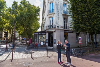 VERSAILLES /// 30 pts