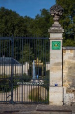 VERSAILLES /// 30 pts