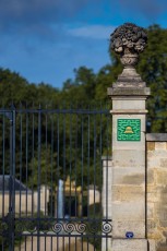 VERSAILLES /// 30 pts