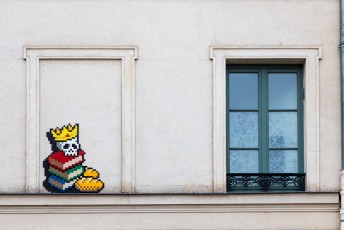 VERSAILLES /// 40 pts