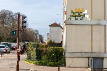 VRS-35 - Gold and mirrors - Rue de Bretagne - Versailles (78) /// 50 pts