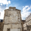 Grafs, pochoirs et affiches sur les murs de Paris