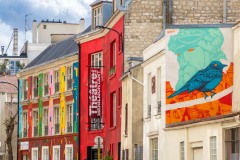 Grafs, pochoirs et affiches sur les murs de Paris