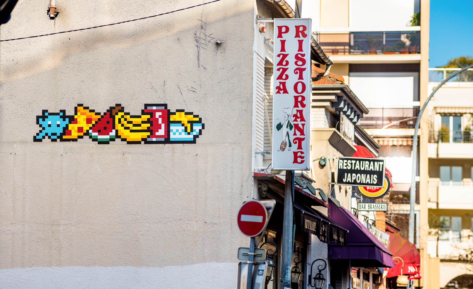 Invader @ Paris