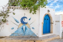 Sur les murs de Djerba