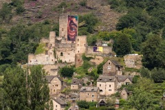 "Legend" exposition au Château de Belcastel