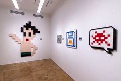 "4000" exposition de Space Invader à la galerie Over the Influence