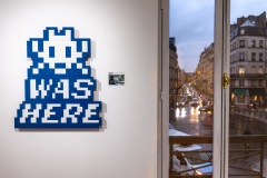 "4000" exposition de Space Invader à la galerie Over the Influence