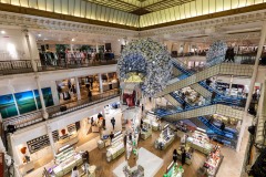 "Sangam" exposition de Subodh Gupta pour Le Bon Marché