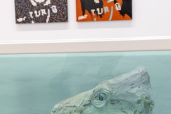 "Triple Trouble" exposition de Invader, Shepard Fairey et Damien Hirst à la Newport Street Gallery