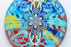 "Triple Trouble" exposition de Invader, Shepard Fairey et Damien Hirst à la Newport Street Gallery