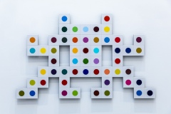 "Triple Trouble" exposition de Invader, Shepard Fairey et Damien Hirst à la Newport Street Gallery