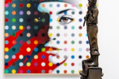 "Triple Trouble" exposition de Invader, Shepard Fairey et Damien Hirst à la Newport Street Gallery