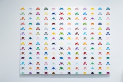 "Triple Trouble" exposition de Invader, Shepard Fairey et Damien Hirst à la Newport Street Gallery