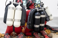 "Triple Trouble" exposition de Invader, Shepard Fairey et Damien Hirst à la Newport Street Gallery