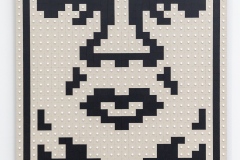 "Triple Trouble" exposition de Invader, Shepard Fairey et Damien Hirst à la Newport Street Gallery