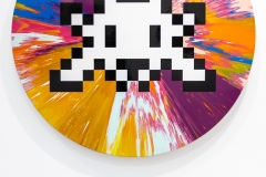 "Triple Trouble" exposition de Invader, Shepard Fairey et Damien Hirst à la Newport Street Gallery