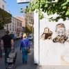 Pochoirs et affiches de C215 sur les murs d'Ivry