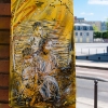 Pochoirs et affiches de C215 sur les murs de Vitry