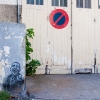 Pochoirs et affiches de C215 sur les murs de Vitry