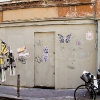 Grafs, pochoirs et affiches sur les murs de Paris