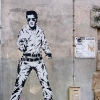 Grafs, pochoirs et affiches sur les murs de Paris