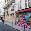 Grafs, pochoirs et affiches sur les murs de Paris