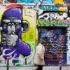 Grafs, pochoirs et affiches sur les murs de Paris