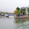 Affichage de JR sur l\'Île Saint-Louis à Paris dans le cadre de son projet