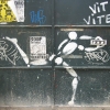 Mesnager et son bonhomme blanc sur les murs de Paris