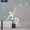 Mesnager et son bonhomme blanc sur les murs de Paris