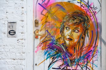 C215 - Londres - Bacon Street - Mars 2012